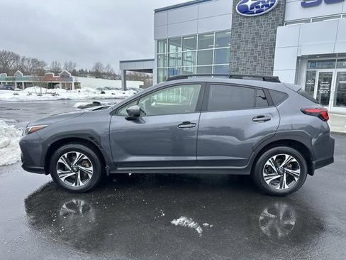 Used 2024 Subaru Crosstrek 2.0i Premium image 9