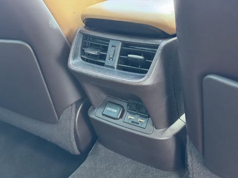 Used 2021 Lexus ES 350 w/ Accessory Package FWD image 18