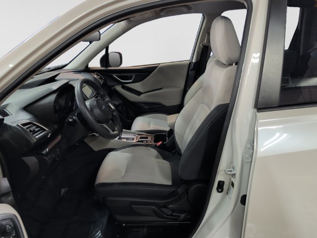 Used 2024 Subaru Forester AWD/4WD image 11