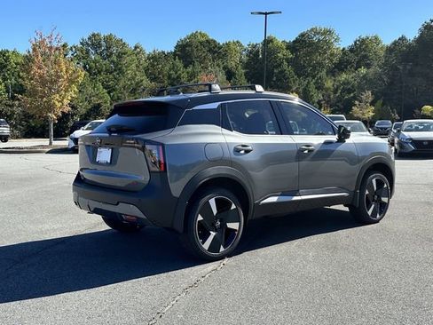 New 2026 Nissan Kicks SR w/ SR Premium Package FWD image 7
