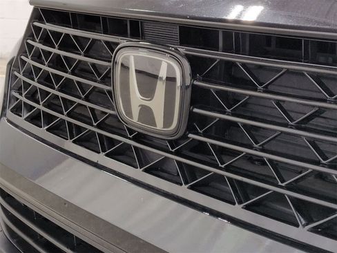 Used 2023 Honda Accord EX image 13