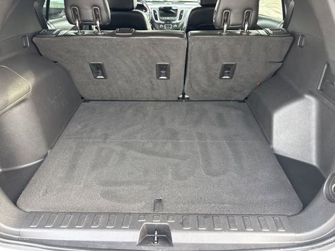 Used 2020 Chevrolet Equinox Premier image 16