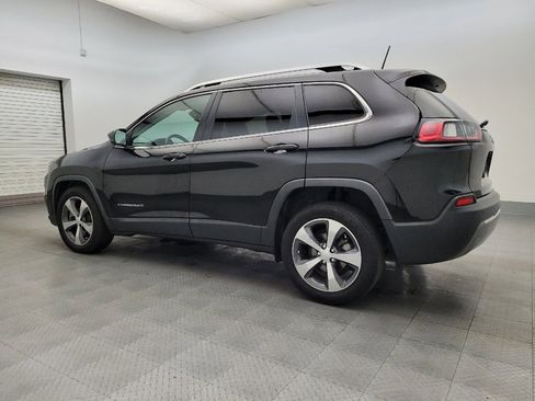 Used 2020 Jeep Cherokee Limited image 3