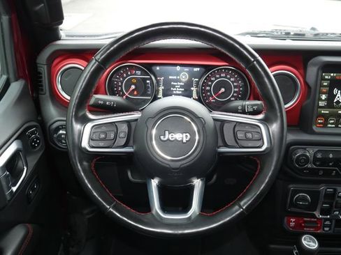 Used 2021 Jeep Gladiator Rubicon AWD/4WD image 18