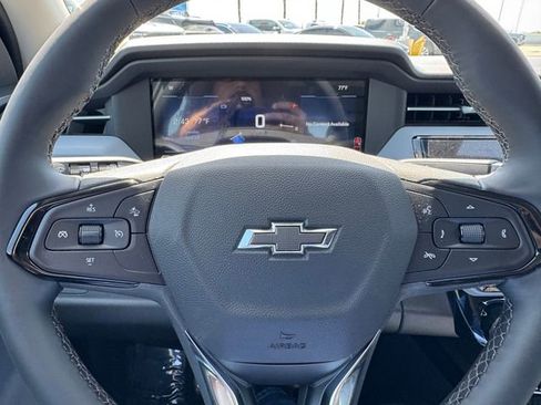 New 2027 Chevrolet Bolt RS w/ Technology Package FWD image 17