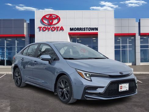 Certified 2023 Toyota Corolla SE image 1