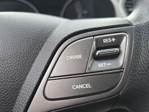 Used 2018 Hyundai Santa Fe Sport FWD image 5