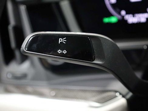 Certified 2025 Porsche Cayenne E-Hybrid image 30