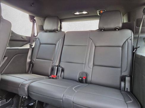Used 2025 GMC Yukon Denali w/ Denali Reserve Package AWD/4WD image 22