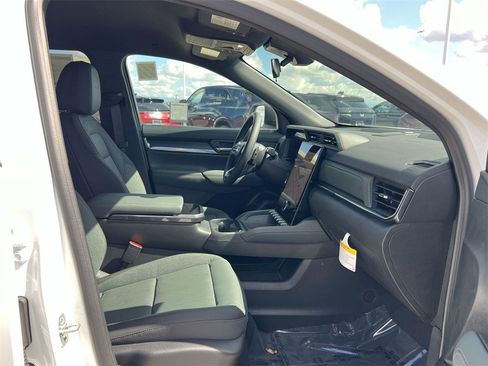 New 2026 GMC Terrain AT4 image 31