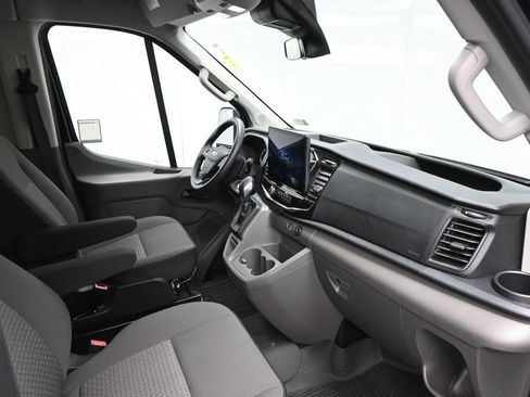 Used 2024 Ford Transit 350 XLT image 10