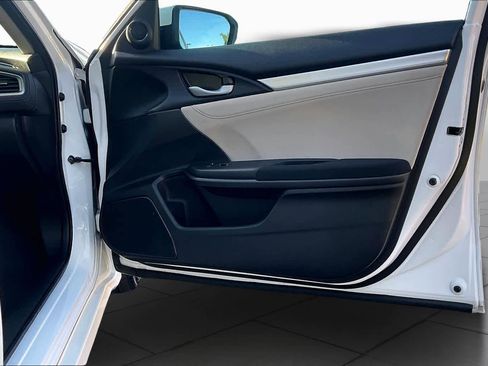 Used 2018 Honda Civic EX image 21