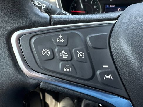 Used 2024 Chevrolet Equinox LT FWD image 24