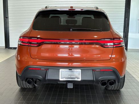 Certified 2025 Porsche Macan Turbo AWD/4WD image 6
