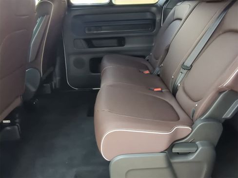 New 2025 Volkswagen ID. Buzz Pro S image 19