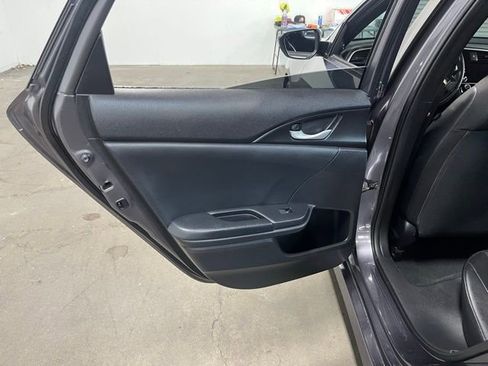 Used 2019 Honda Civic Sport image 19