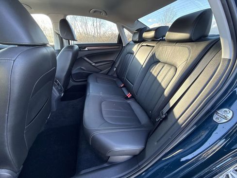 Used 2020 Volkswagen Passat 2.0T SEL image 24