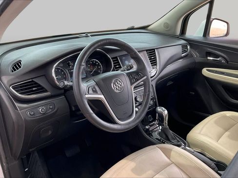 Used 2018 Buick Encore Essence AWD/4WD image 18