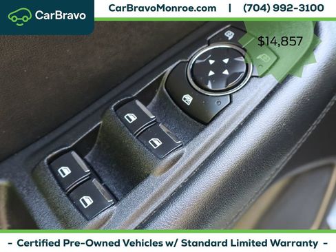 Used 2020 Ford Edge SE w/ Cargo Accessory Package FWD image 14