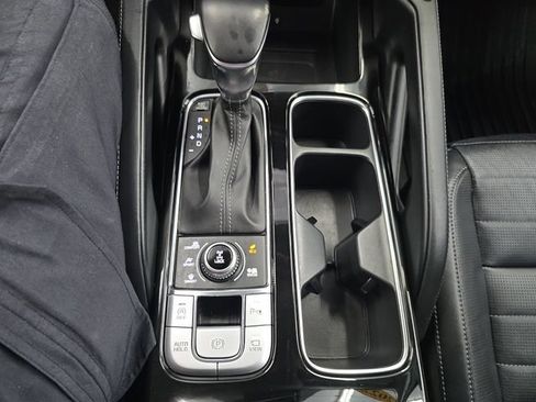 Used 2022 Kia Telluride SX w/ SX Prestige Package AWD/4WD image 23