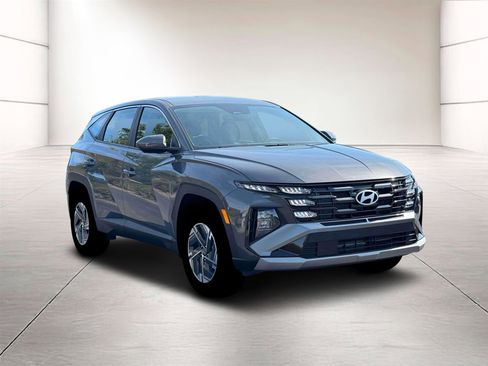 New 2026 Hyundai Tucson Blue SE AWD/4WD image 11