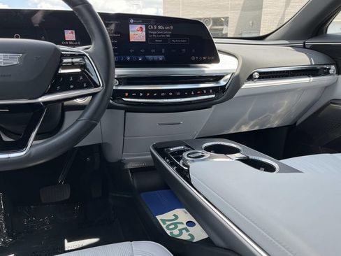 Certified 2024 Cadillac Lyriq Luxury RWD image 16