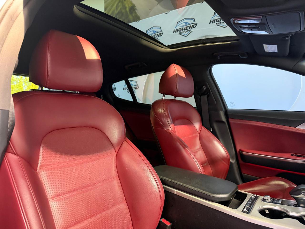 Used 2021 Kia Stinger GT2 AWD/4WD image 27