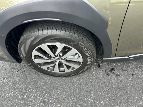 Certified 2025 Subaru Outback Premium AWD/4WD image 14