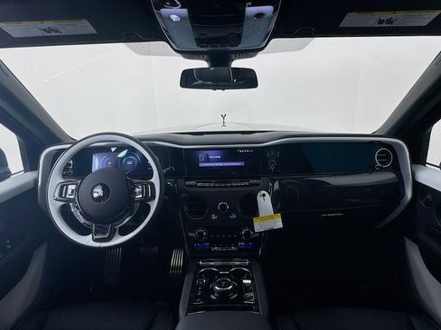 New 2026 Rolls-Royce Cullinan Black Badge AWD/4WD image 22