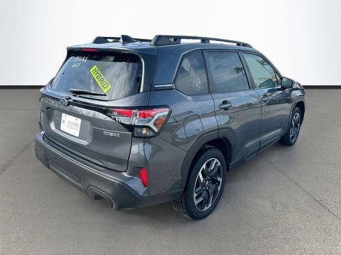 Used 2025 Subaru Forester Limited AWD/4WD image 7
