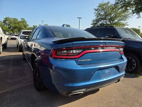 Used 2023 Dodge Charger SXT RWD image 4