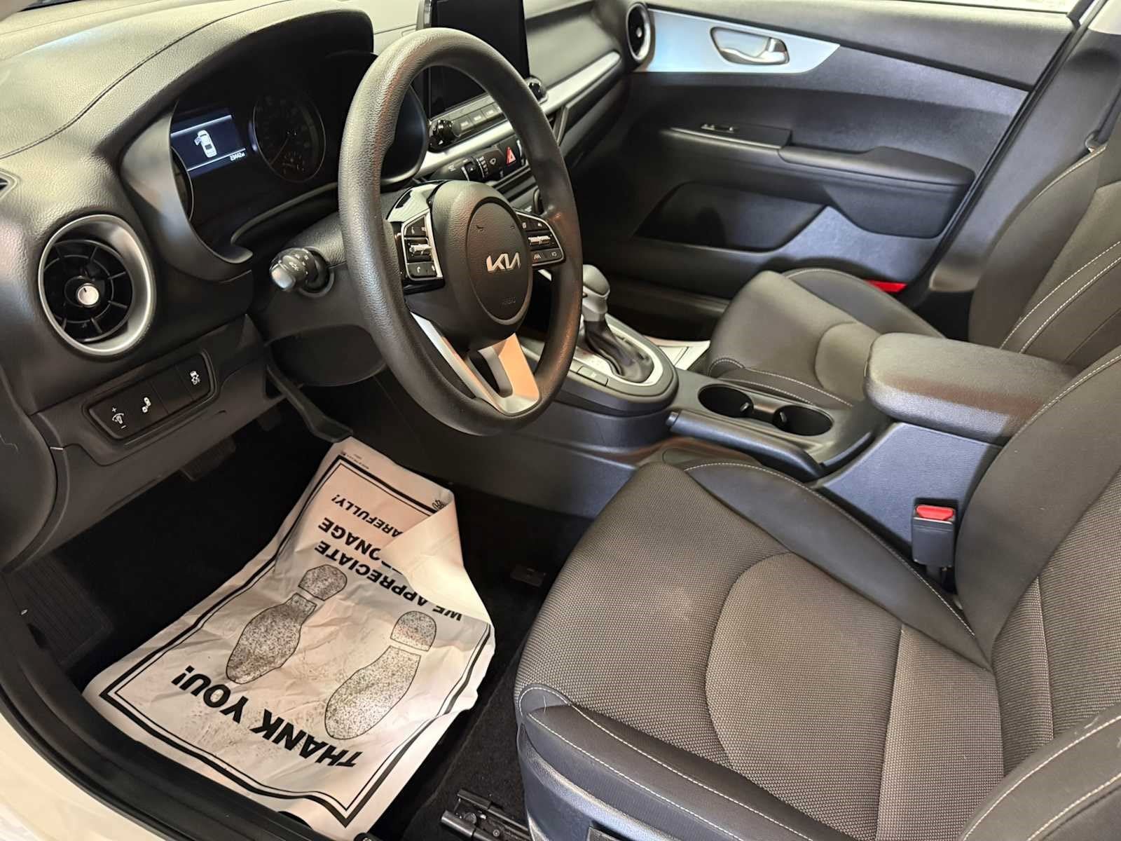 Used 2024 Kia Forte LXS w/ LXS Technology Package FWD image 20