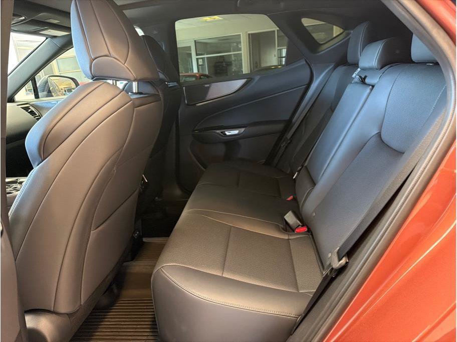 Used 2025 Lexus NX 350 F Sport AWD/4WD image 13