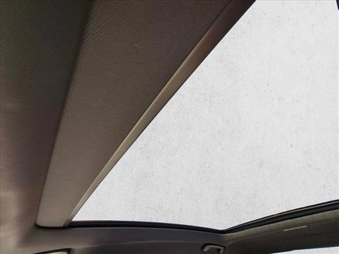 Certified 2023 BMW 740i w/ Parking Assistance Package RWD image 16
