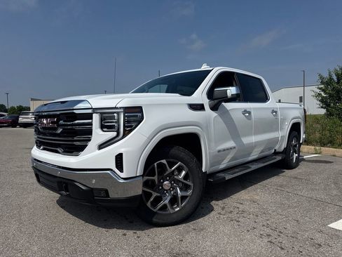 New 2026 GMC Sierra 1500 SLT AWD/4WD image 1