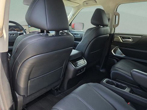 Used 2025 INFINITI QX80 Sensory AWD/4WD image 23