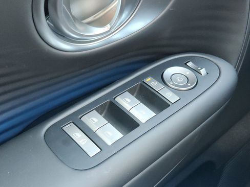 New 2026 Hyundai Ioniq 9 SEL image 13