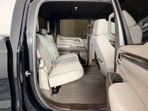 Used 2023 Chevrolet Silverado 1500 RST w/ Z71 Off-Road Package image 30