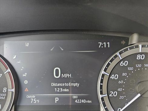 Used 2023 Toyota Highlander XSE FWD image 9
