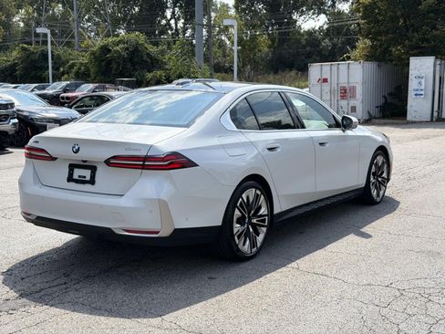 Used 2026 BMW 540i xDrive AWD/4WD image 5
