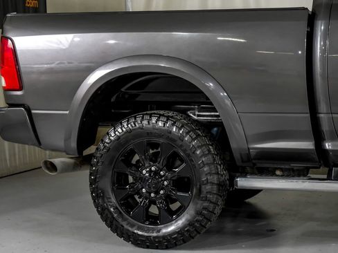 Used 2018 RAM 2500 Big Horn w/ Sport Appearance Group AWD/4WD image 6