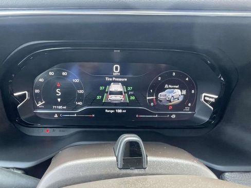 Certified 2023 GMC Yukon Denali w/ Advanced Technology Package AWD/4WD image 27