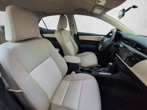 Used 2014 Toyota Corolla LE FWD image 18