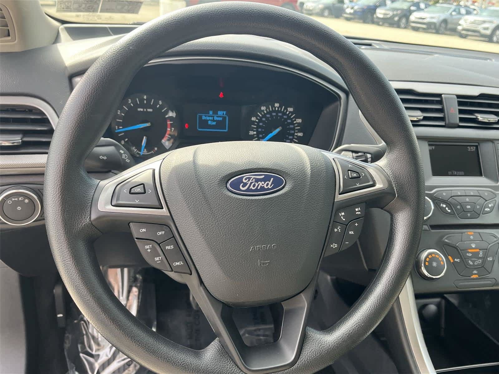 Used 2018 Ford Fusion S FWD image 20