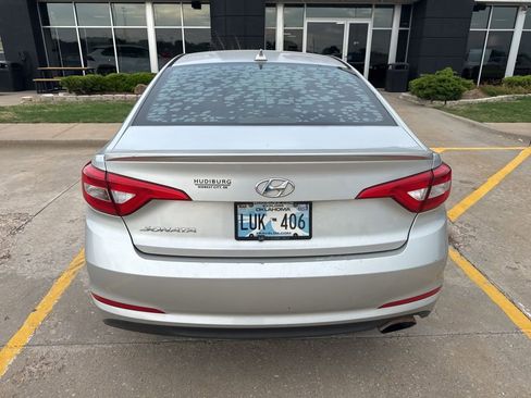Used 2015 Hyundai Sonata SE FWD image 7