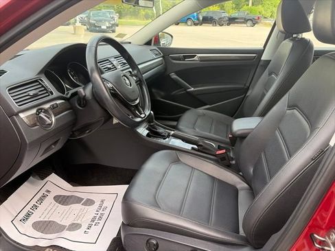 Used 2016 Volkswagen Passat 1.8T SE FWD image 20