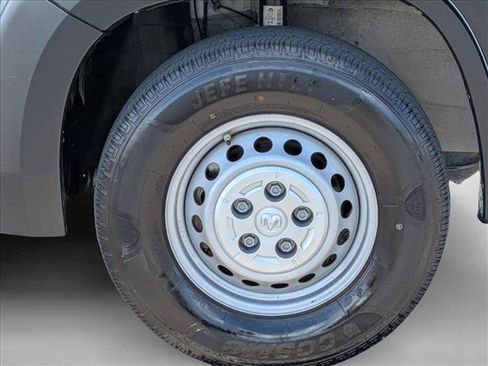 Used 2025 RAM ProMaster 2500 w/ Convenience Group FWD image 22