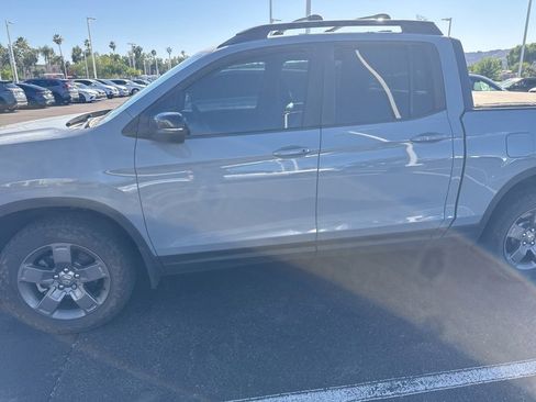 Used 2024 Honda Ridgeline TrailSport image 9