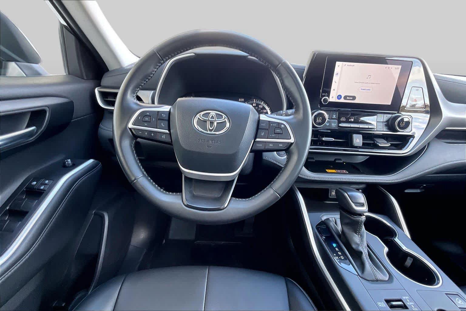 Used 2026 Toyota Highlander XLE AWD/4WD image 6