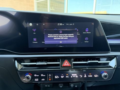 Used 2025 Kia Niro Wind FWD image 20